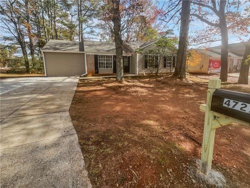 4727 Garden Hills Dr, Stone Mountain, GA, 30083-4588 | Card Image