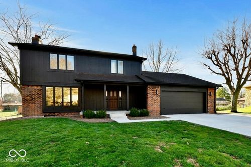 579 Ridge Rd, Greenwood, IN, 46142-7357 | Card Image