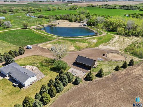 25882 Skunk Creek Ave, Hartford, SD, 57033-6348 | Card Image