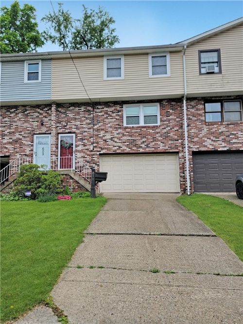 611 Broadhead Ave, Crafton, PA, 15205-2822 | Card Image