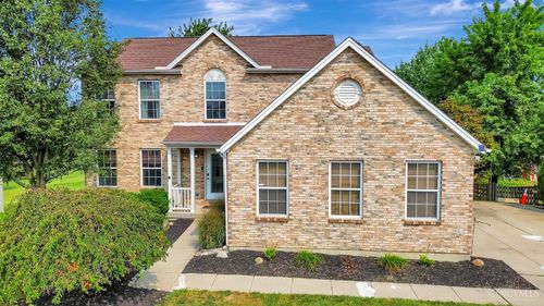 742 Miami Way Dr, Hamilton, OH, 45013-1131 | Card Image