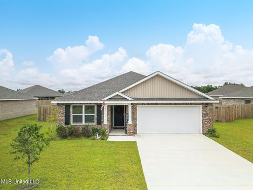 1023 Enclave Circle, Long Beach, MS, 39560 | Card Image