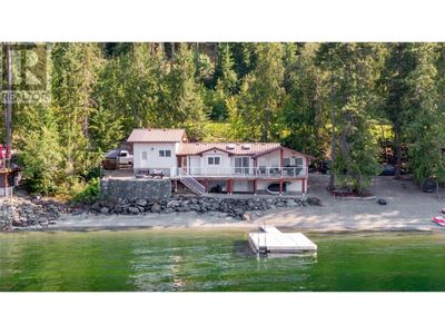 5675 Eagle Bay Rd, House other with 2 bedrooms, 1 bathrooms and 5 parking in Eagle Bay BC | Image 1