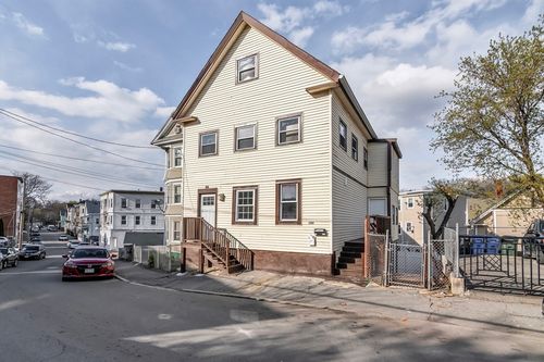 b-153 Union St, Lawrence, MA, 01841 | Card Image
