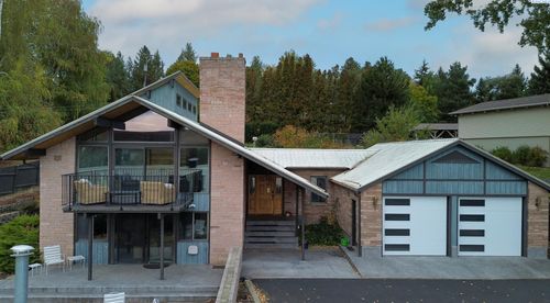 2250 S Grand Ave, Pullman, WA, 99163-8648 | Card Image