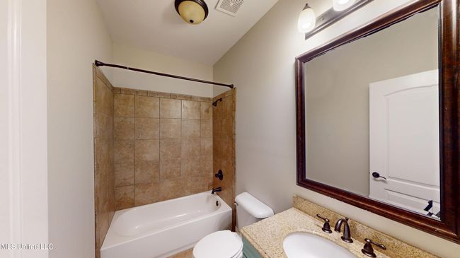 1377-Notting-Hill-Loop-07112025_011659 | Image 32