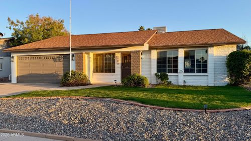 2807 W Charleston Ave, Phoenix, AZ, 85053-1712 | Card Image