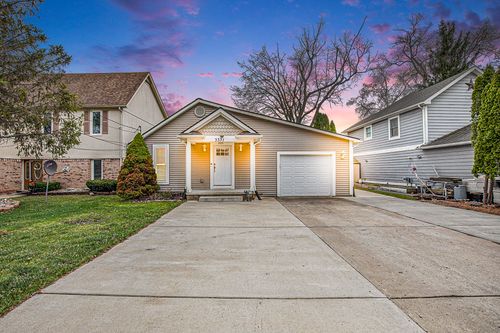 3331 Newton Rd, Commerce Twp, MI, 48382-4252 | Card Image