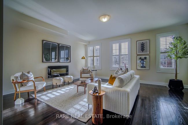 25 Plowman Lane, House attached with 3 bedrooms, 4 bathrooms and 2 parking in Richmond Hill ON | Image 11