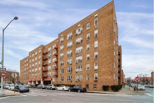 4t-59-21 Calloway St, Corona, NY, 11368-3838 | Card Image