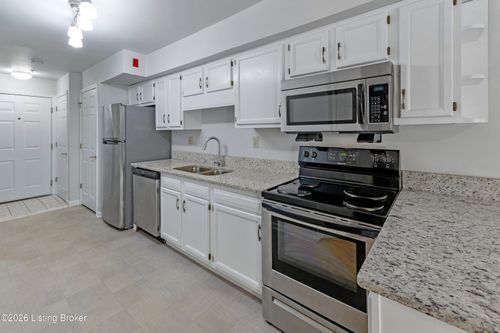 apt-144-2730 Brownsboro Rd, Louisville, KY, 40206-1272 | Card Image