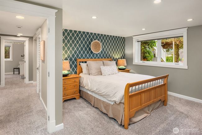 3833 24th Avenue W, House other with 3 bedrooms, 2 bathrooms and 1 parking in Seattle WA | Image 20