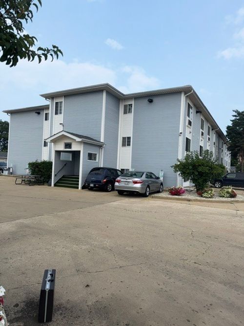 202-3130 W Monroe Street, Waukegan, IL, 60085 | Card Image