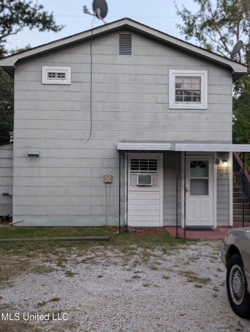 b-451 Oak Grove Ave, Gulfport, MS, 39507-1819 | Card Image