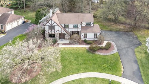 6 Chase Cir, FORT WASHINGTON, PA, 19034-2824 | Card Image