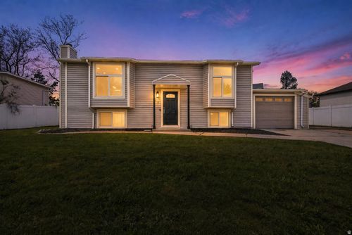 556 Kimball Dr, Layton, UT, 84041-4257 | Card Image