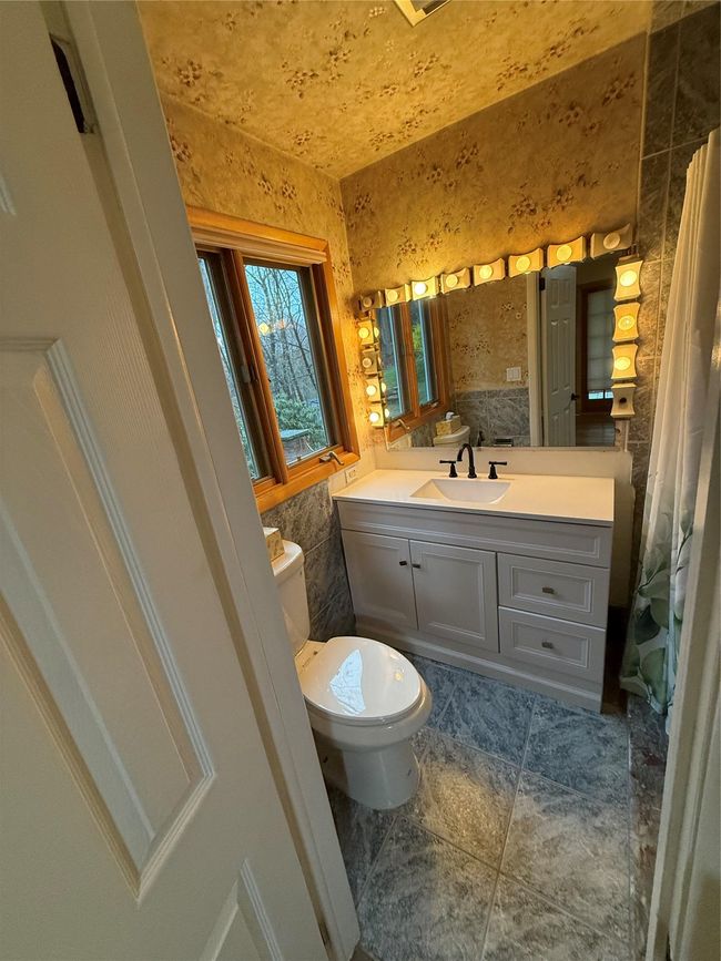 Full bathroom with toilet and vanity | Image 13