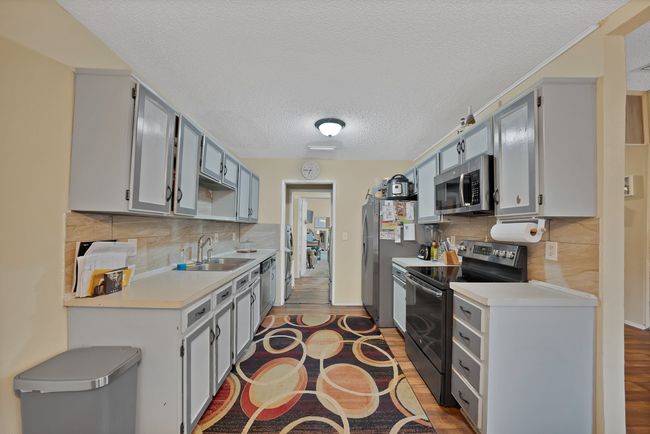 221 Long Shadow Ln, House other with 3 bedrooms, 2 bathrooms and null parking in Mesquite TX | Image 10