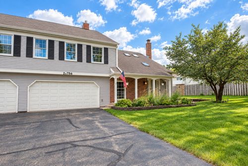 2S756 Timber Dr, Warrenville, IL, 60555-2729 | Card Image