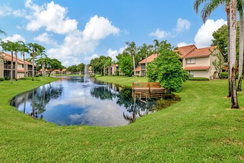 apt-a-5731 Coach House Cir, Boca Raton, FL, 33486-8695 | Card Image
