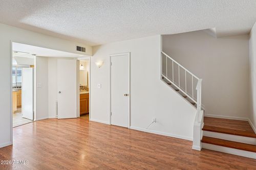 1333 N 44th St, Phoenix, AZ, 85008-5603 | Card Image
