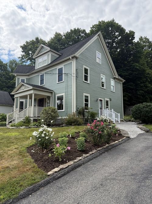 17 Leominster St, Westminster, MA, 01473-1518 | Card Image