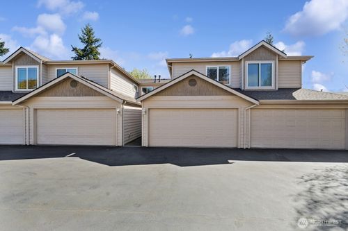 apt-11-21313 76th Ave W, Edmonds, WA, 98026-7522 | Card Image