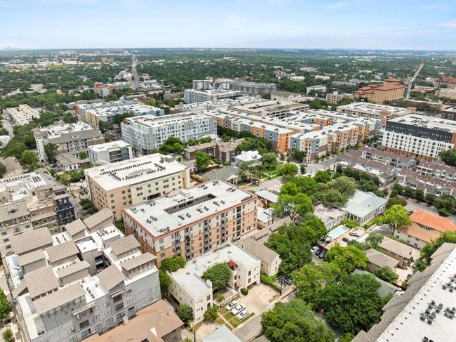 APT-303 - 711 W 26 Th St, Condo with 2 bedrooms, 2 bathrooms and 1 parking in Austin TX | Image 31