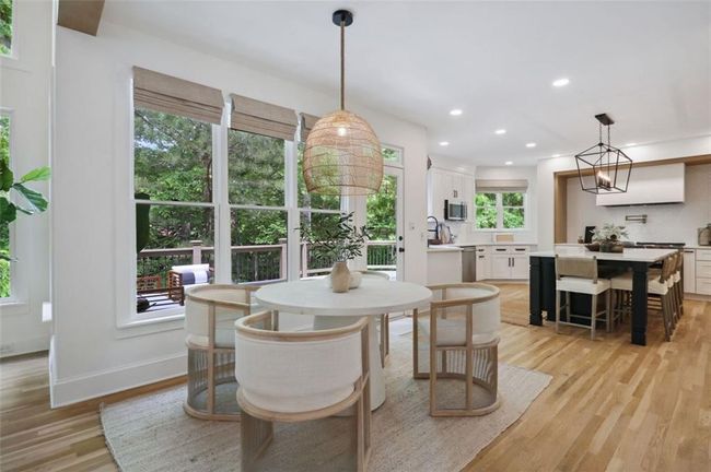 110 Valley Summit Ct, House other with 5 bedrooms, 5 bathrooms and 3 parking in Roswell GA | Image 17
