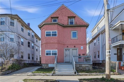 41 Carolina Ave, Providence, RI, 02905-5401 | Card Image