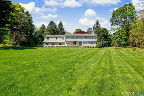 40 Shadow Ln, New Canaan, CT, 06840-5139 | Card Image