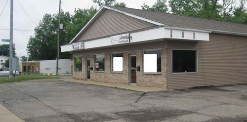 1780 Columbia Ave W, Battle Creek, MI, 49015-2840 | Card Image