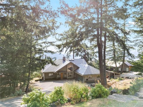 235 Canvasback Pl, Salt Spring, BC, V8K2W5 | Card Image