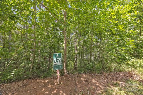 252-486 E Settings Blvd Nw, Morganton, NC, 28655 | Card Image