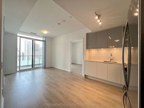 2818-50 Dunfield Ave, Toronto, ON, M4S0E4 | Card Image