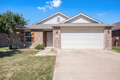 304 Chert Ln, Fort Worth, TX, 76131-1550 | Card Image