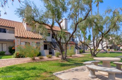 215 - 19820 N 13 Th Avenue, Townhouse with 2 bedrooms, 2 bathrooms and null parking in Phoenix AZ | Image 1