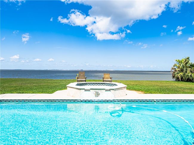 1170 S Virginia St, House other with 4 bedrooms, 4 bathrooms and null parking in Port Lavaca TX | Image 4