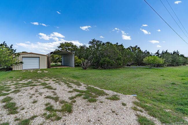 292 Pr 1517, House other with 2 bedrooms, 2 bathrooms and null parking in Bandera TX | Image 9