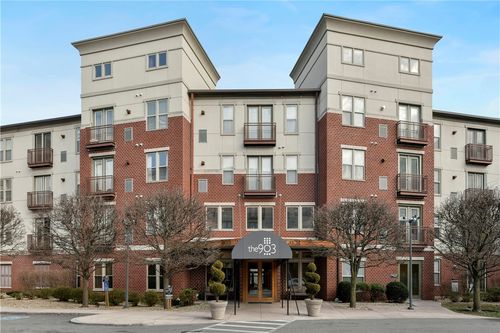 418-1000 Providence Pl, Providence, RI, 02903-1776 | Card Image