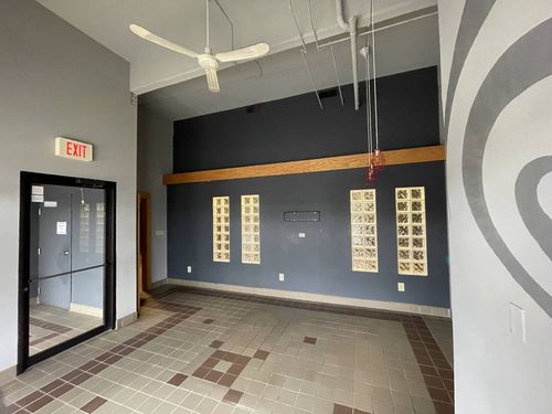 309 S Neil St, Champaign, IL, 61820-4938 | Card Image