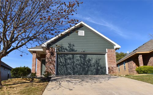 1110 Story Book Lane, Weatherford, TX, 76086 | Card Image