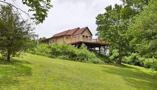 311 College St, Crane, MO, 65633-9270 | Card Image