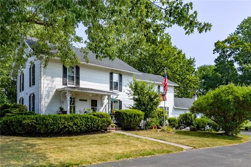 1744 Jackson Rd, Penfield, NY, 14526-1212 | Card Image