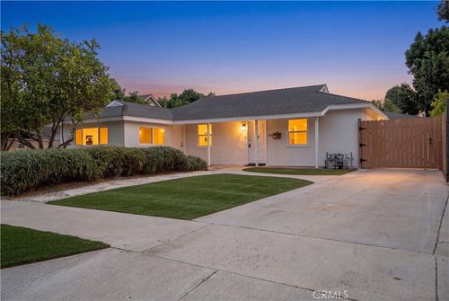 7337 Caldus Ave, Van Nuys, CA, 91406-2308 | Card Image