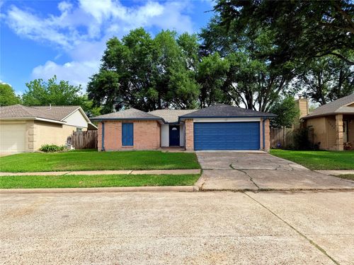2927 Becket St, Pearland, TX, 77584-2317 | Card Image