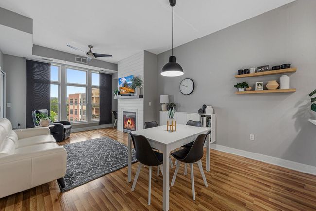 Lots of natural light in open spacious areas | Image 8
