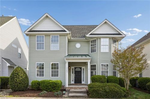 3904 Hester Dr, Virginia Beach, VA, 23462-7526 | Card Image