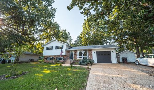 532 E James Blvd, Saint James, MO, 65559-1622 | Card Image