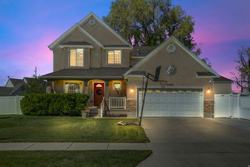 6226 S Clear St, Murray, UT, 84107-7002 | Card Image